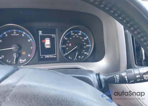 2017 Toyota Rav4 Xle z USA, uszkodzony, nr VIN 2T3WFREV6HW379224